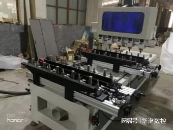 华洲数控榫槽机：打造静音床板的卓越工艺(图1)