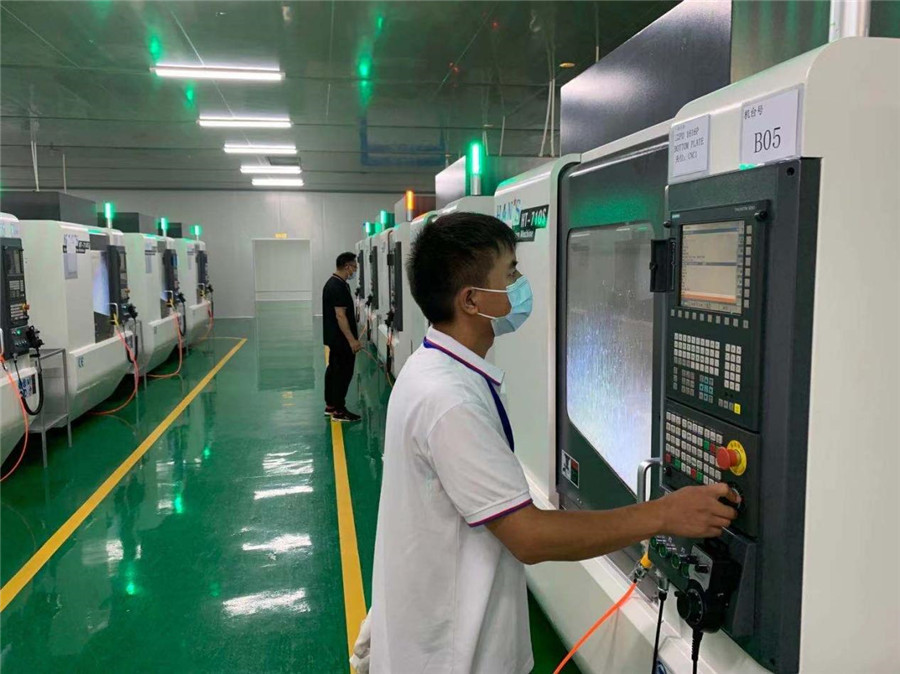 智茂宸CNC设备智能制造项目60台设备投入生产(图1)
