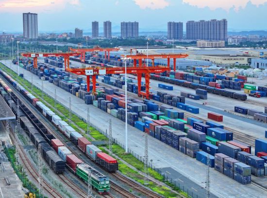 奋进强国路 阔步新征程·老区行｜从贫困闭塞之地到对外开放前沿 老区向“兴”而行(图3)