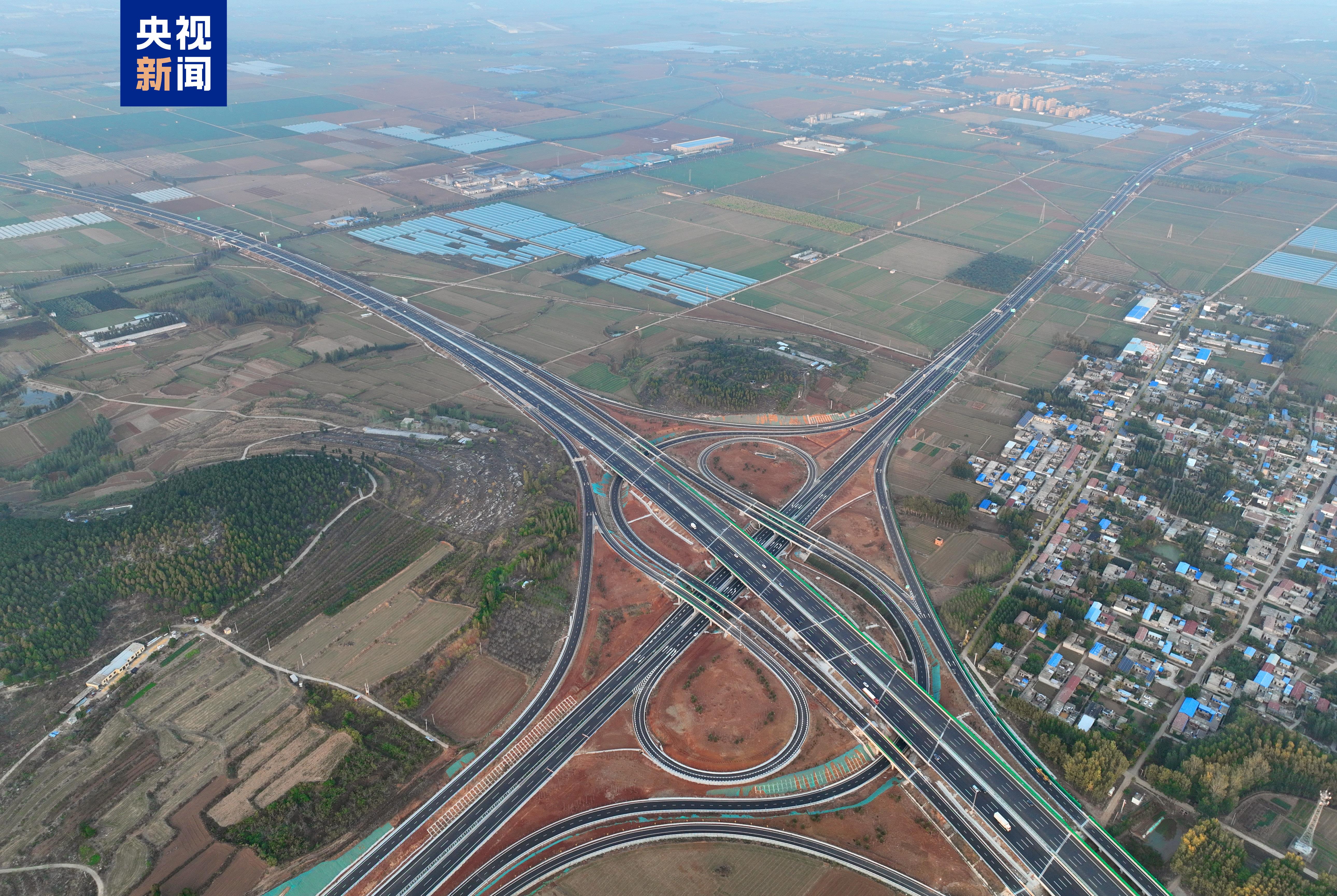 泰安至东平高速公路建成通车(图1)