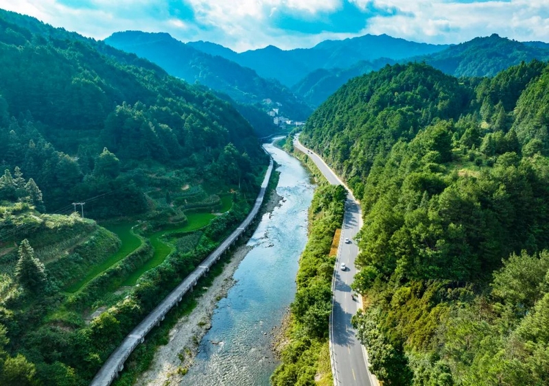 凯里公路管理局：交出平安畅行的春运答卷(图1)