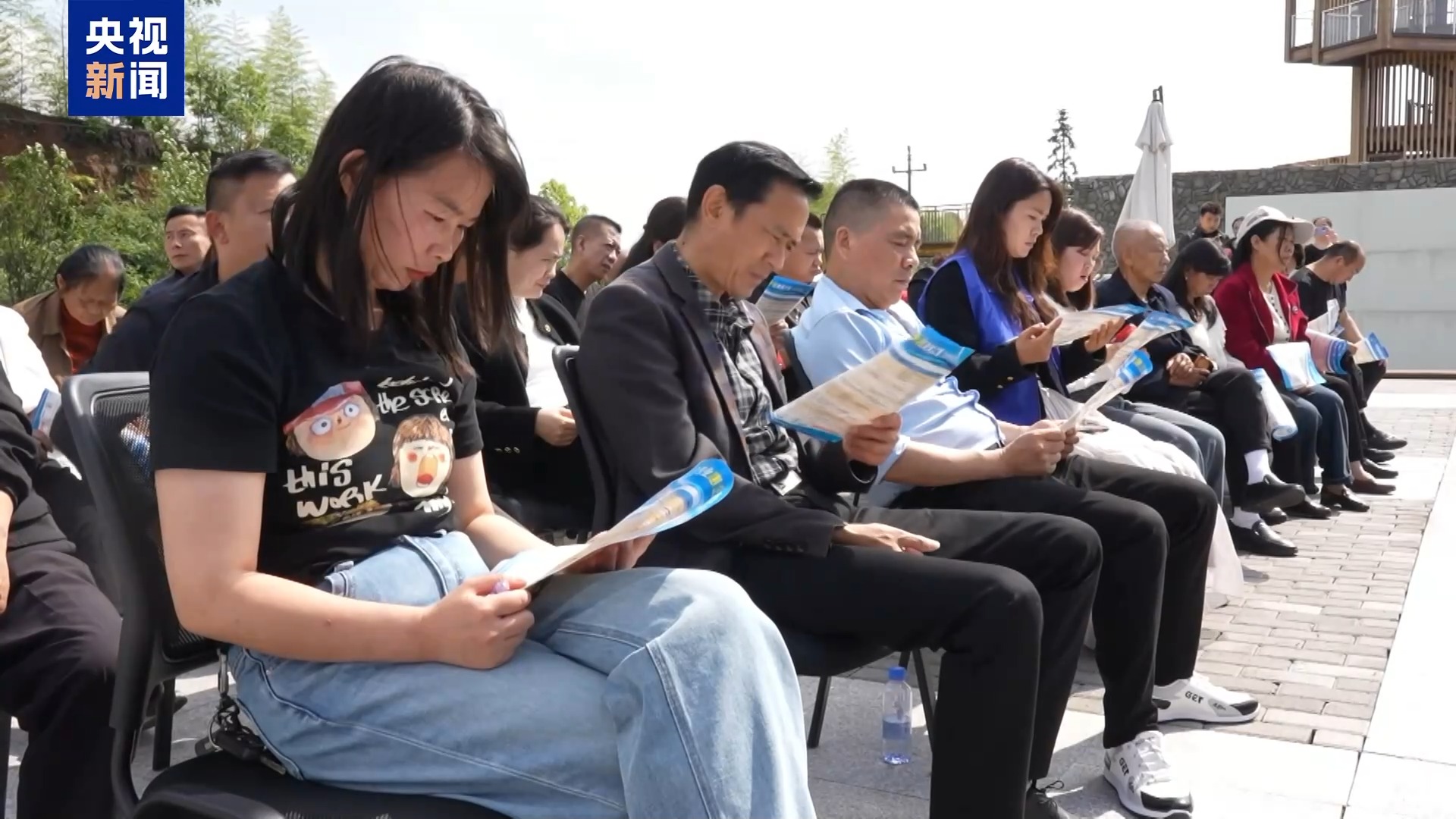 提供就近就便服务、“零距离”对接求职需求……稳就业各地在行动(图9)