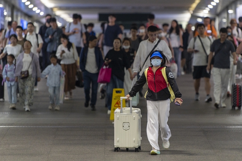 铁路部门保障端午假期旅客平安有序返程(图2)