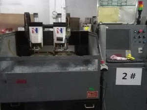 精辉数控金属雕刻机-全工业级配置整机铸铁结构全方轨 精密滚珠丝杆传动 大功率电机 适用于钢 铜铝 竹木 石材 亚克力等大部分材质 可实现雕铣 打孔 切割 浮雕等工艺 适合各种金属和非的钻攻雕铣等工艺(图1)