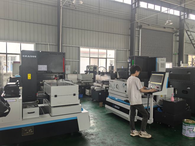 沧州中走丝线切割机床精密数控设备选型与性能解析(图3)