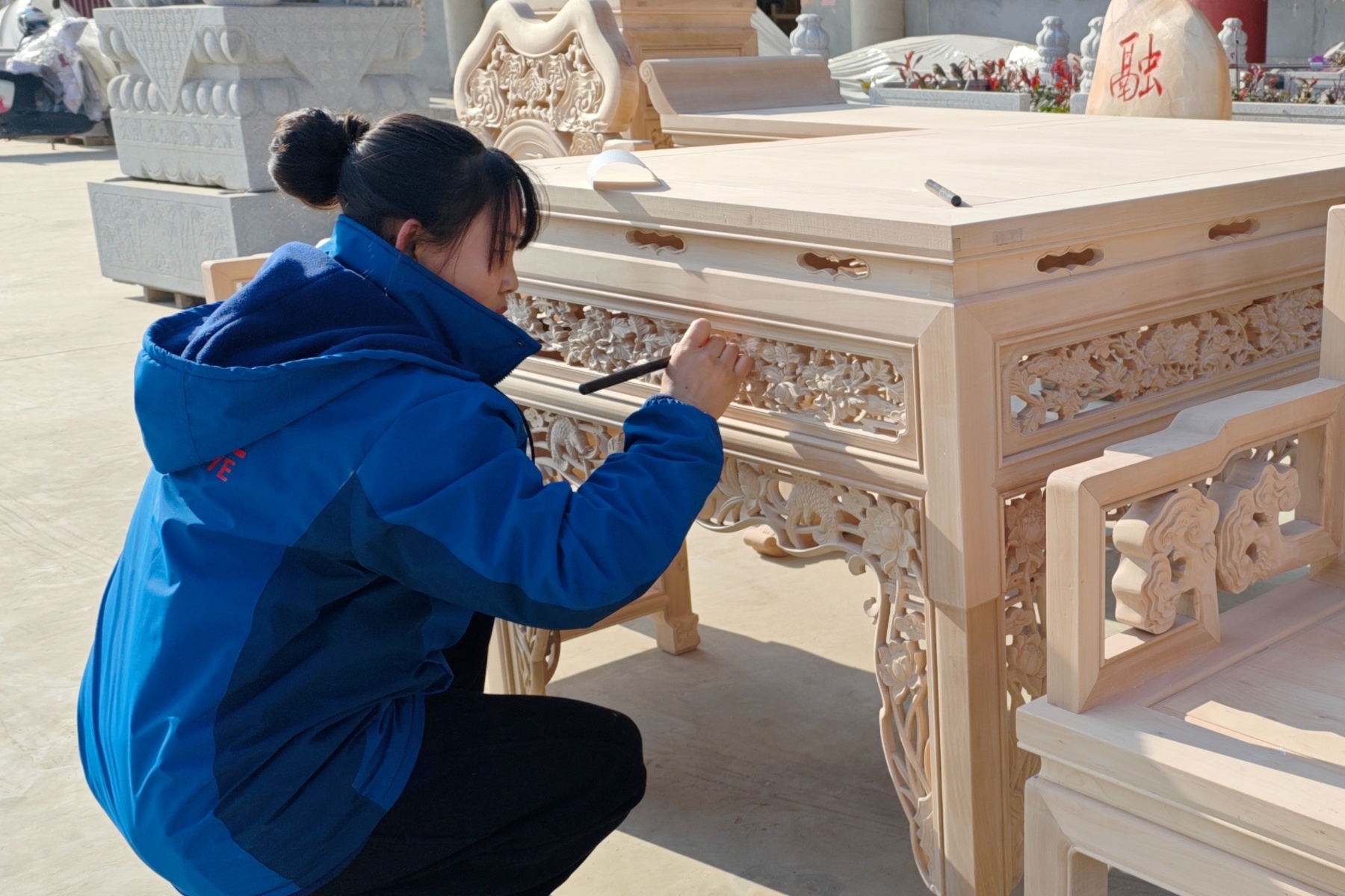 老手艺“雕”出新天地 木雕赋能乡村振兴(图3)