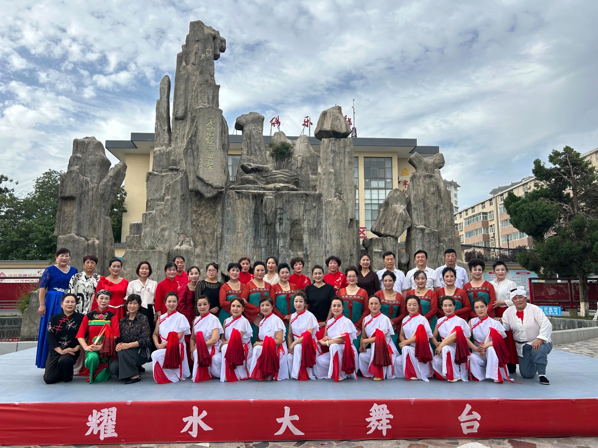 让文化之花绽放在耀州的广阔田野上(图2)