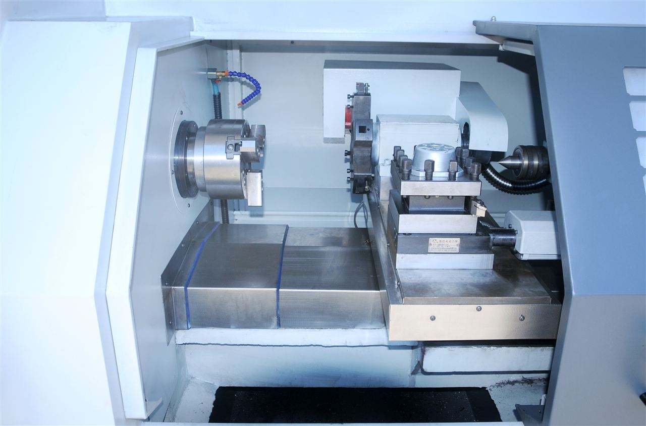 什么是数控车床加工(图1)